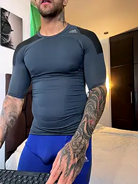 Tomy maylon online show from 10.16.25