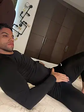 Tomy maylon online show from 11.23.25