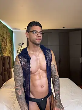 Tomy maylon online show from 12.17.25