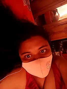 0pinkpusy0 online show from 11.18.25