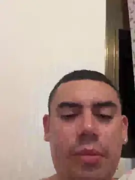 Snapshot of davidxxx099 chatting on 09.15.25 davidxxx099 online show from 09.15.25