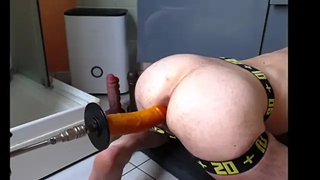 Just2Try online show from 04.13.26