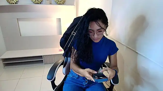 princequinn  online show from 05.27.26