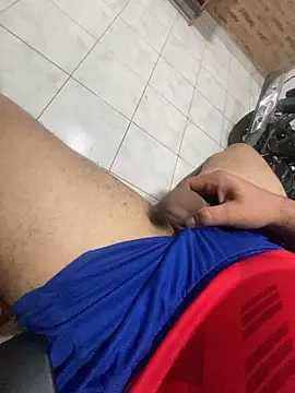 Snapshot of A-dvd-96 chatting on 09.09.25 A-dvd-96 online show from 09.09.25