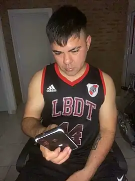 Snapshot of A-dvd-96 chatting on 09.24.25 A-dvd-96 online show from 09.24.25