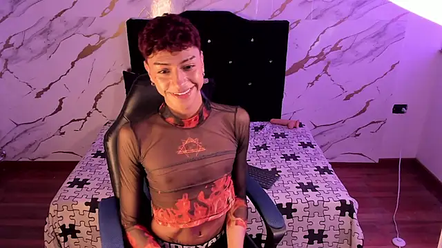 Snapshot of owen_sexy25 chatting on 10.02.25 owen sexy25 online show from 10.02.25