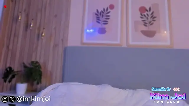 Snapshot of KiimJoi chatting on 11.07.25 KiimJoi online show from 11.07.25