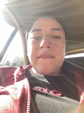 Snapshot of Tokio_Sakura chatting on 12.19.25 Tokio Sakura online show from 12.19.25