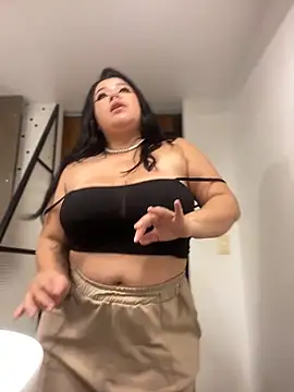 Snapshot of Tokio_Sakura chatting on 02.20.26 Tokio Sakura online show from 02.20.26