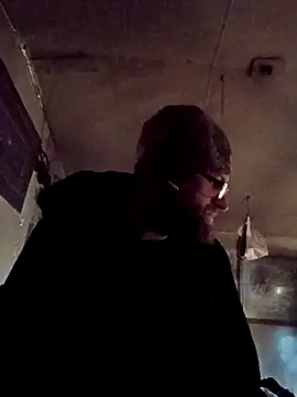 Snapshot of bearded_cross chatting on 02.16.26 bearded cross online show from 02.16.26