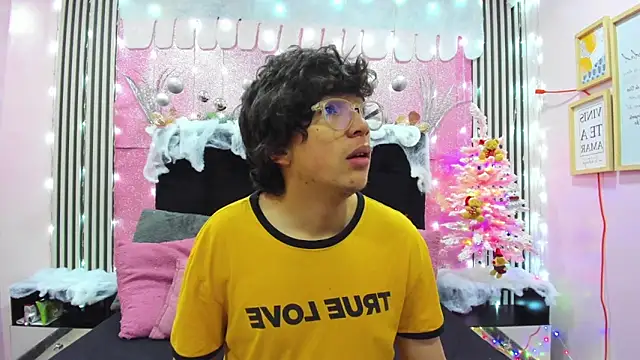 Desire Ecstasy online show from 12.20.25