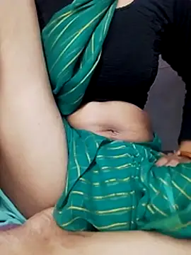Snapshot of Hut_rotu_cute chatting on 05.01.26 Hut rotu cute online show from 05.01.26