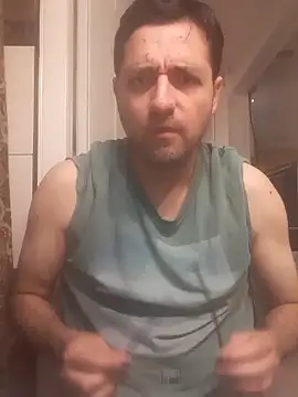 Snapshot of Gearsuit chatting on 11.03.25 Gearsuit online show from 11.03.25