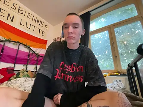 Snapshot of Styxlust chatting on 10.17.25 Styxlust online show from 10.17.25