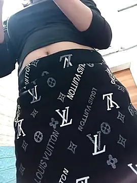 Thaohoa love online show from 11.16.25