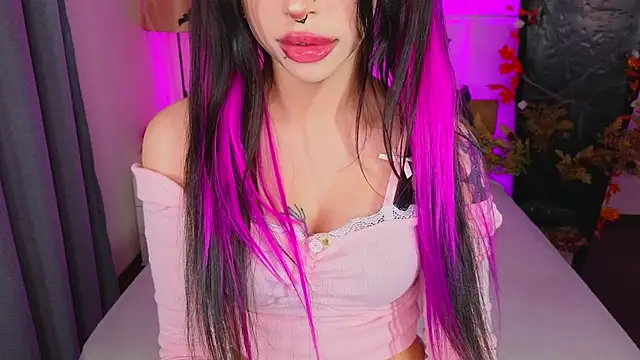 Snapshot of venomeowww__ chatting on 10.27.25 venomeowww online show from 10.27.25