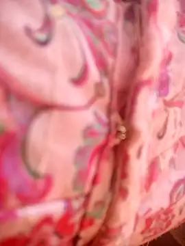 Snapshot of CUTGIRL76 chatting on 12.16.25 CUTGIRL76 online show from 12.16.25