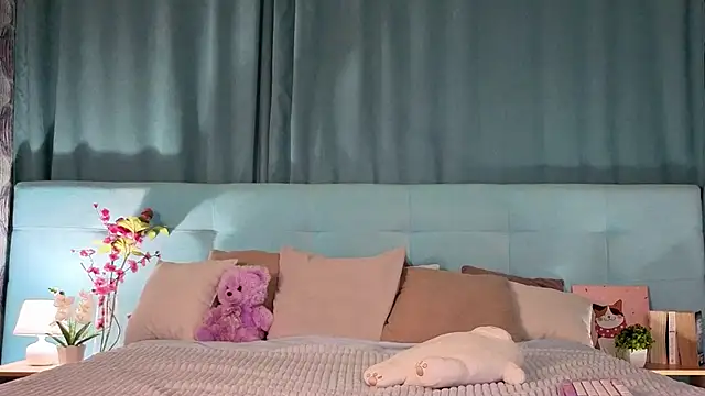 Aurora Bennet online show from 02.20.26