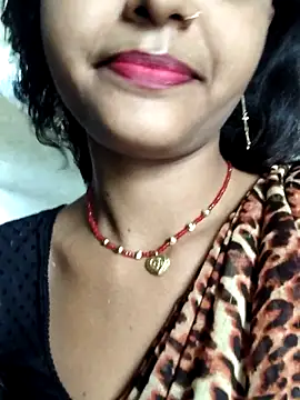 AnanyaKapoor89 online show from 09.14.25