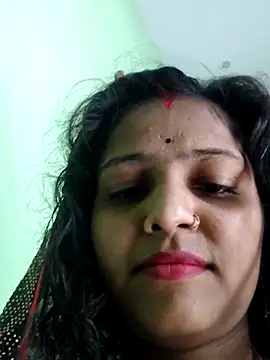 AnanyaKapoor89 online show from 11.20.25