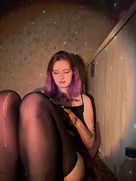 n1ghtcloud online show from 11.02.25