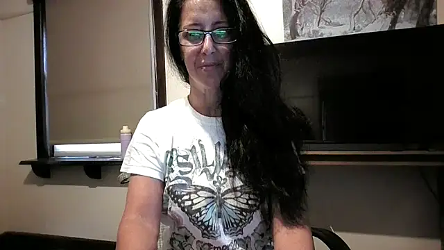 Snapshot of CleopatraGirl chatting on 05.03.26 CleopatraGirl online show from 05.03.26