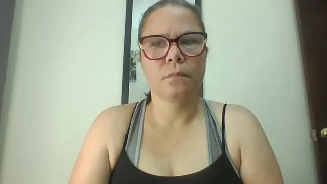 Snapshot of latinamaster chatting on 01.18.26 latinamaster online show from 01.18.26