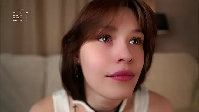 Snapshot of LurleneRamo chatting on 10.21.25 LurleneRamo online show from 10.21.25