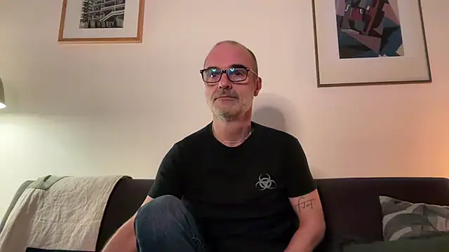 Milkywaymen online show from 04.20.26