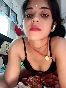 Snapshot of Rachna_Love chatting on 09.16.25 Rachna Love online show from 09.16.25