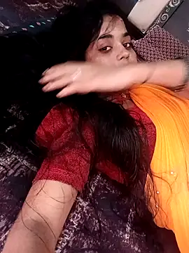 Snapshot of Rachna_Love chatting on 10.08.25 Rachna Love online show from 10.08.25