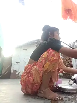 Snapshot of Rachna_Love chatting on 10.10.25 Rachna Love online show from 10.10.25