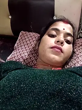 Snapshot of Rachna_Love chatting on 10.14.25 Rachna Love online show from 10.14.25