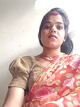 Snapshot of Rachna_Love chatting on 10.17.25 Rachna Love online show from 10.17.25