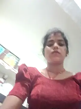 Snapshot of Rachna_Love chatting on 10.27.25 Rachna Love online show from 10.27.25