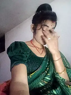 Snapshot of Rachna_Love chatting on 11.01.25 Rachna Love online show from 11.01.25