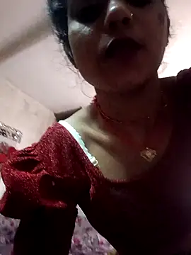 Snapshot of Rachna_Love chatting on 11.02.25 Rachna Love online show from 11.02.25