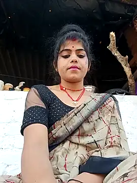 Snapshot of Rachna_Love chatting on 12.14.25 Rachna Love online show from 12.14.25