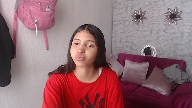 Evagirl69 online show from 11.20.25