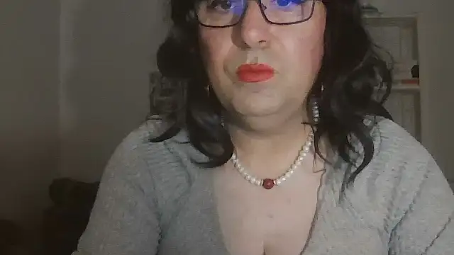 Snapshot of nataliacd chatting on 12.02.25 nataliacd online show from 12.02.25