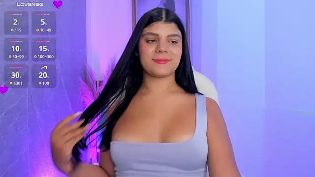Snapshot of PauliinaBelle_ chatting on 06.17.26 PauliinaBelle online show from 06.17.26