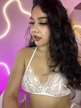 Snapshot of Zoe_Serrat chatting on 09.16.25 Zoe Serrat online show from 09.16.25