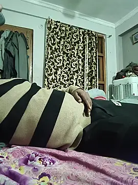 vardh033 online show from 02.18.26