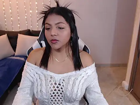 veronica em1 online show from 09.13.25