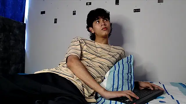alexmark  online show from 05.21.26