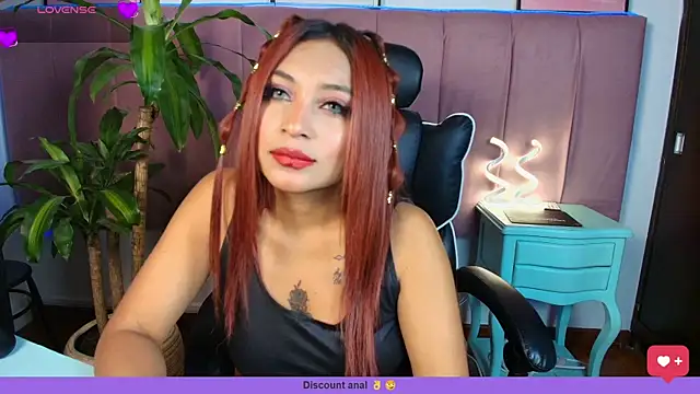 Naiaa Cruz online show from 02.24.26