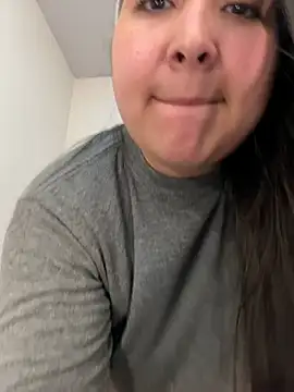 Snapshot of evelyn_1702 chatting on 01.16.26 evelyn 1702 online show from 01.16.26