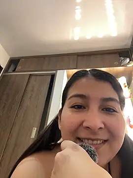 Snapshot of evelyn_1702 chatting on 04.01.26 evelyn 1702 online show from 04.01.26