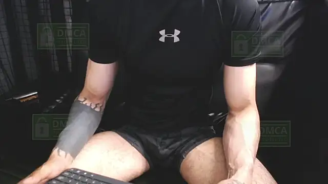 Snapshot of Mr_Klein_69 chatting on 10.26.25 Mr Klein 69 online show from 10.26.25