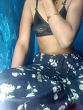 Snapshot of ruchigoutam chatting on 11.20.25 ruchigoutam online show from 11.20.25